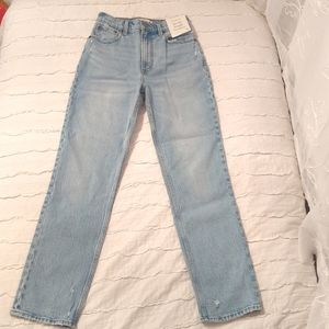 A&F Ultra High Rise 90s Straight Jeans